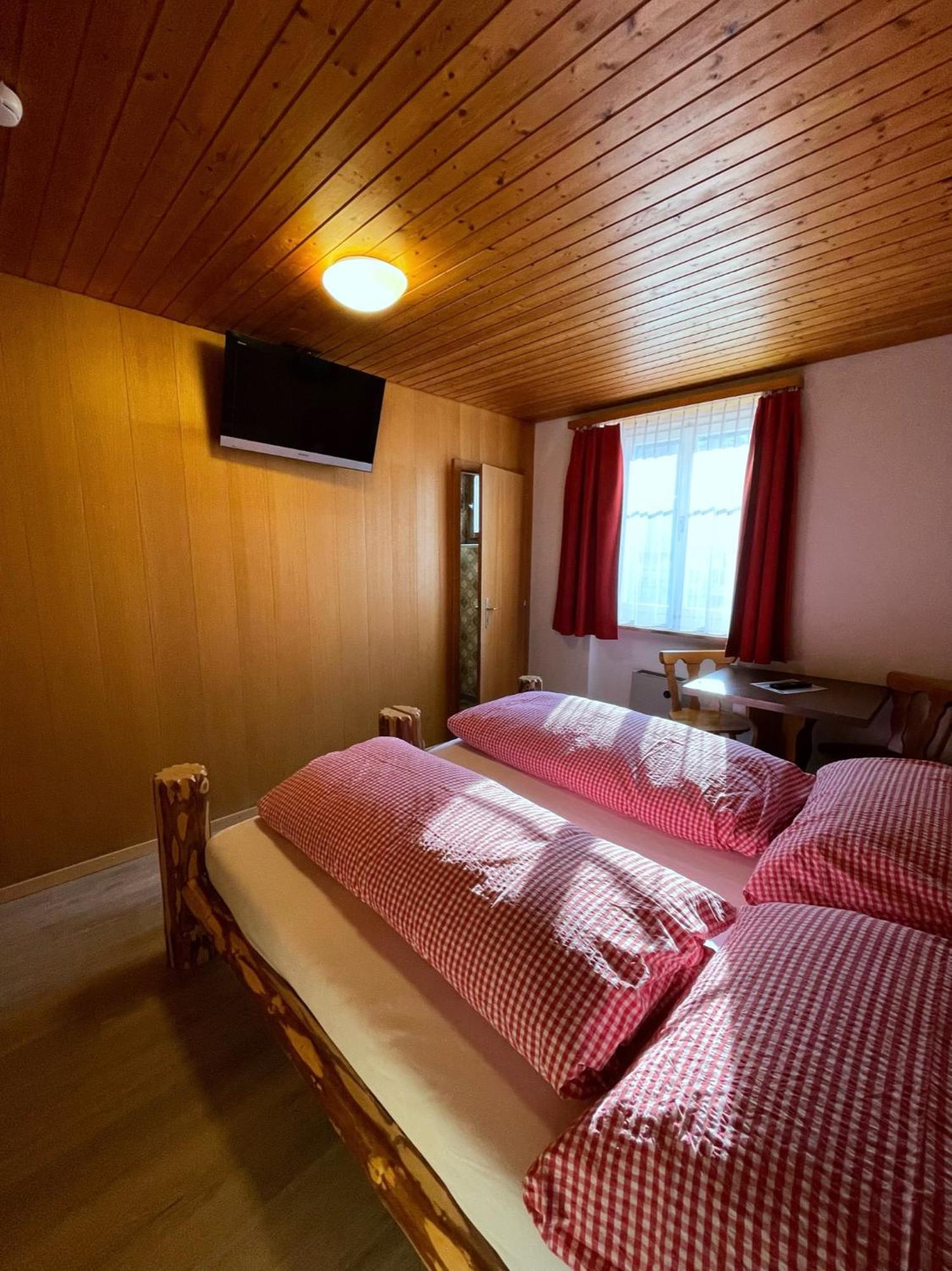 Hotel Tourist Meiringen Ngoại thất bức ảnh